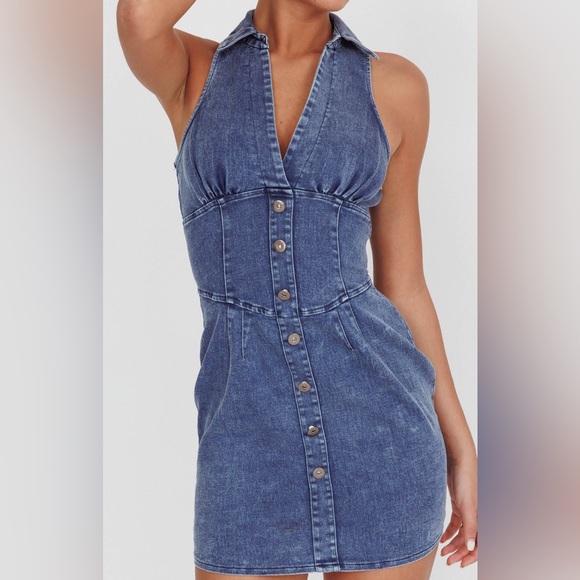 Selfie Leslie Dresses & Skirts - Selfie Leslie Side Zip Blue Denim Mini Sleeveless Dress Small NWT